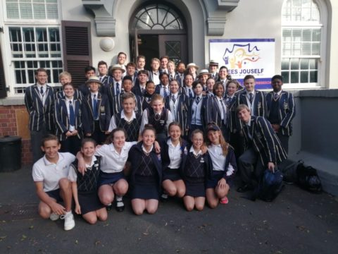 Matrieks gaan groet by laerskole